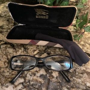 Burberry B2043 3029 50/15 130
Italy Eyeglass Frames Glasses
Novacheck Case